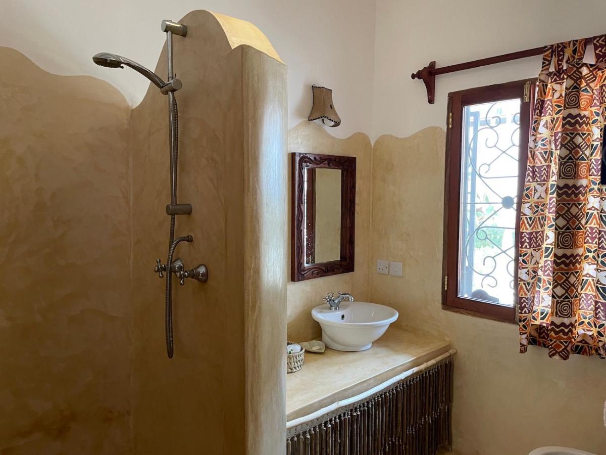 Paka House-Rafiki Village Watamu Bagian luar foto