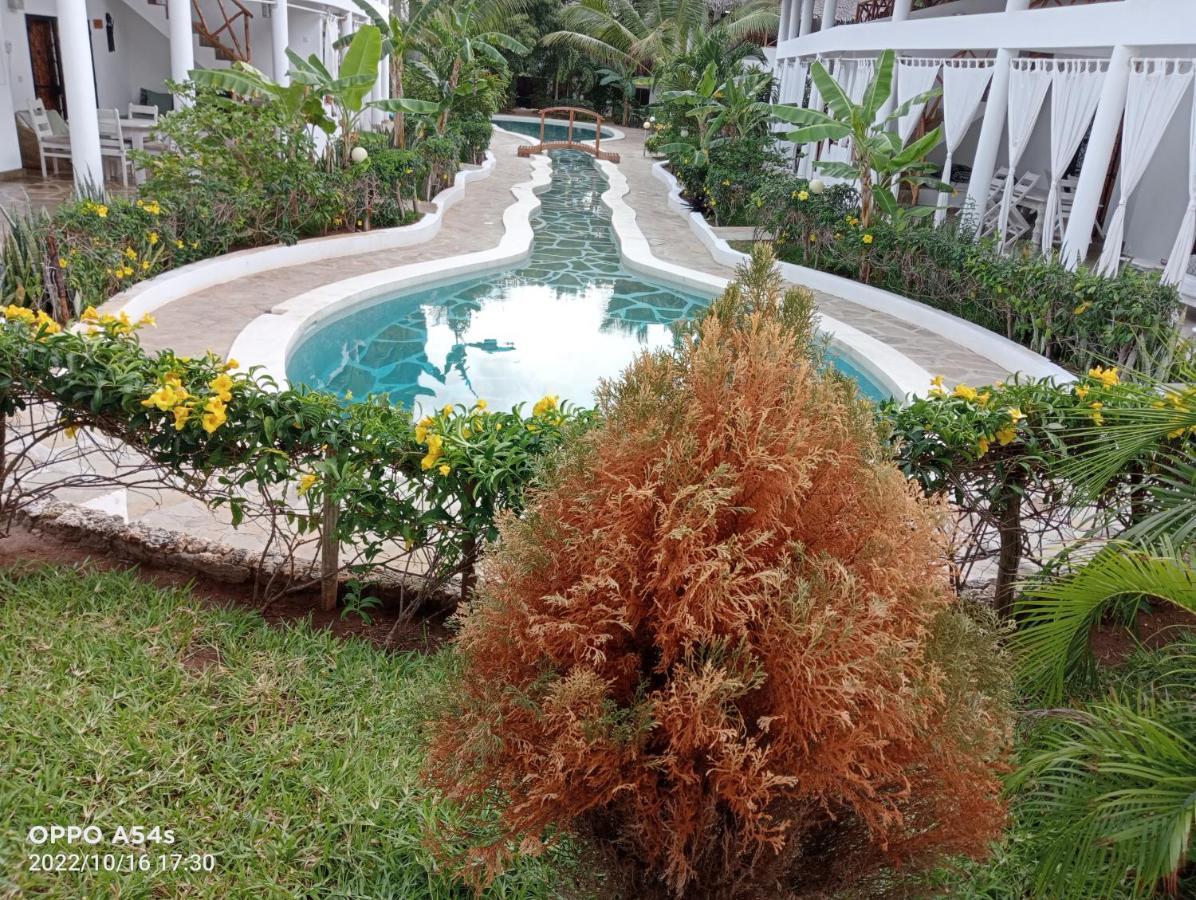 Paka House-Rafiki Village Watamu Bagian luar foto