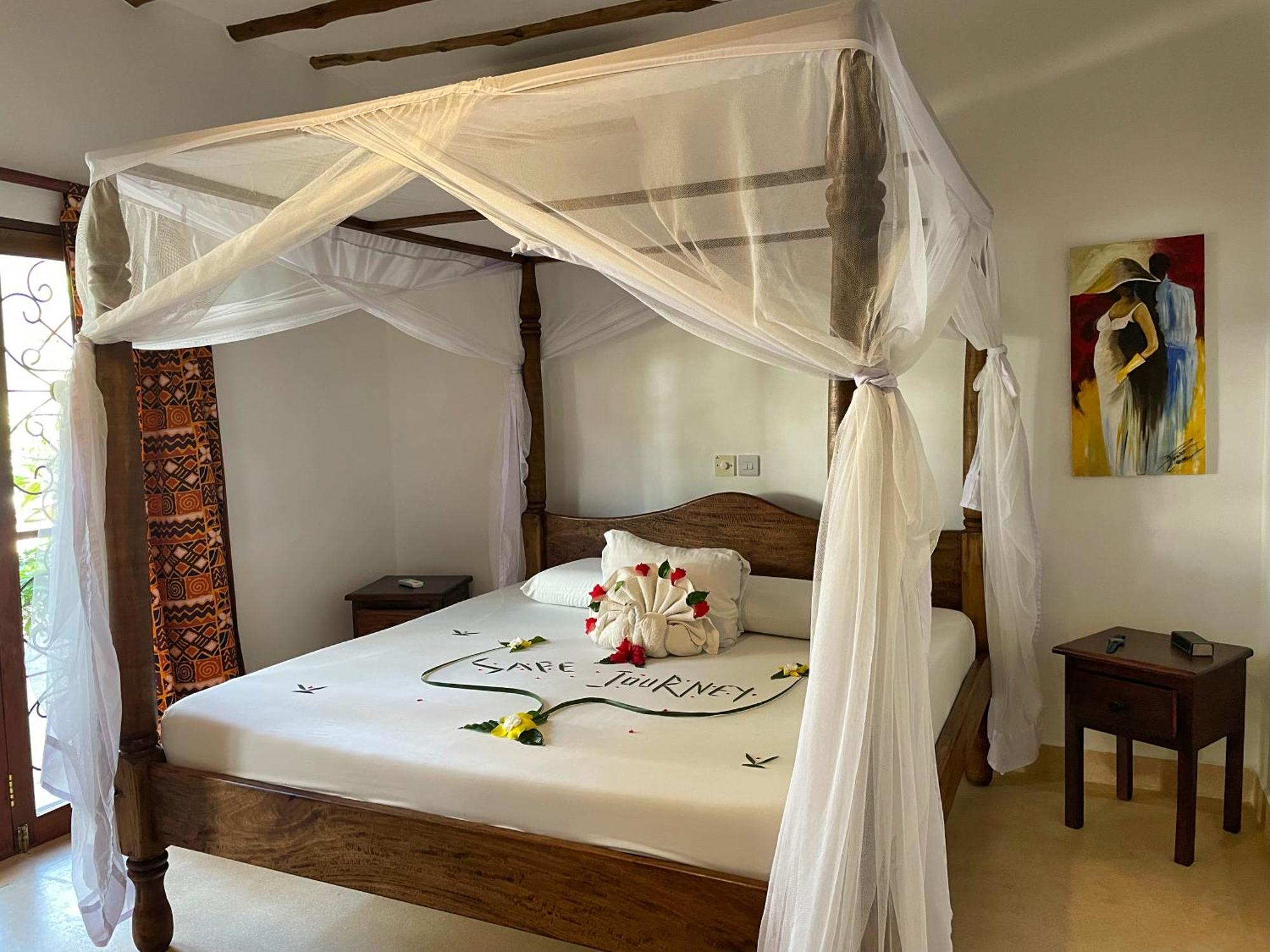 Paka House-Rafiki Village Watamu Bagian luar foto