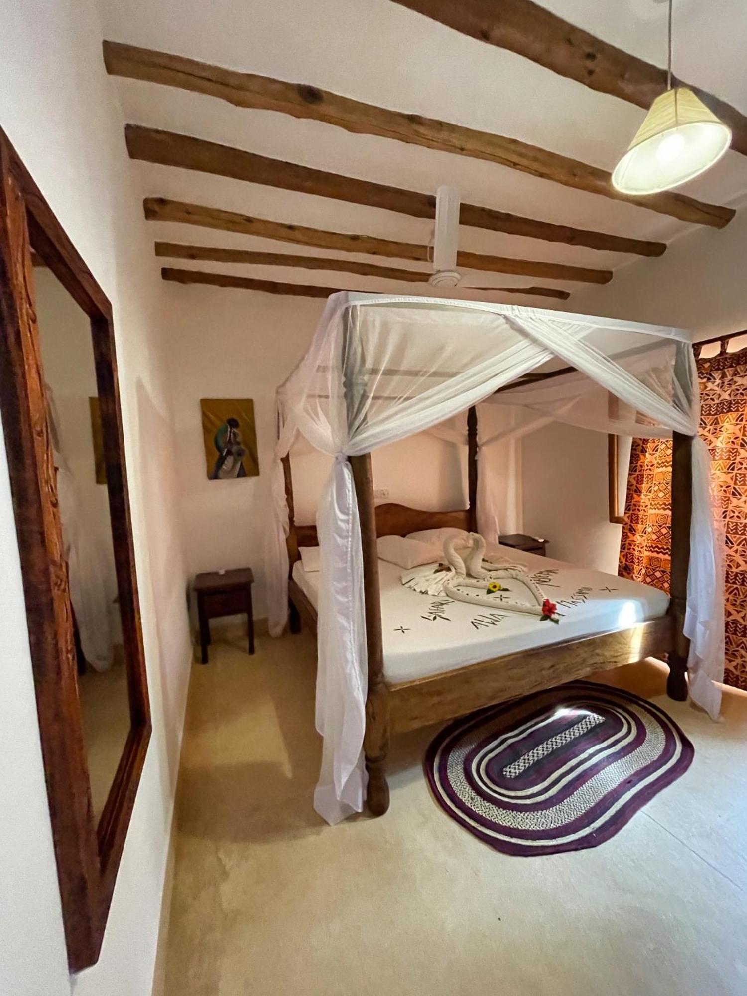 Paka House-Rafiki Village Watamu Bagian luar foto